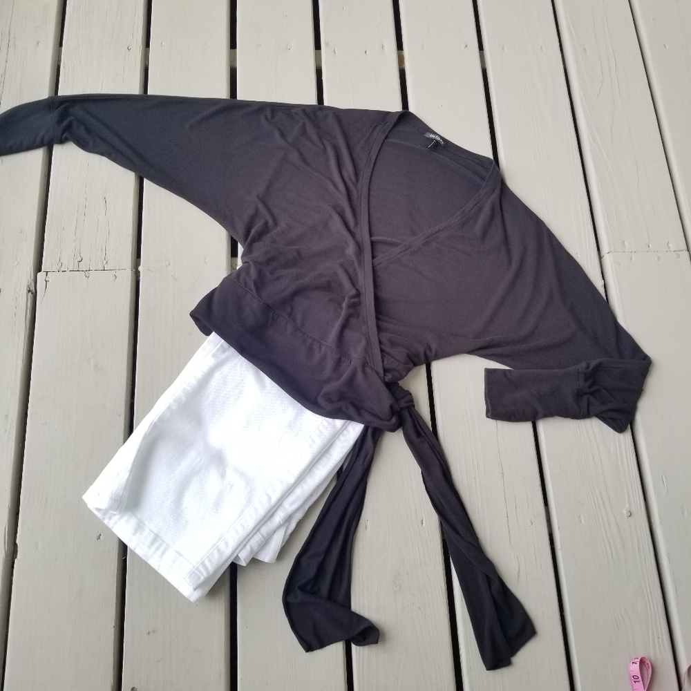 PL blk wrap around top